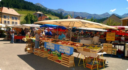 Profiter des produits de saison et des marchés locaux