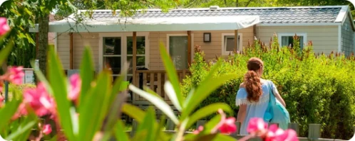 Le camping en mobil-home au printemps, un séjour tout confort et riche en découvertes