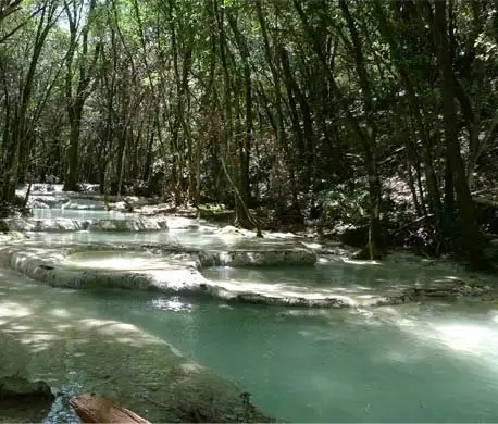 Ze-camping: Nans les Pins
