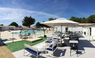 Camping Le Suroit 4* Ze collection, Camping 4* à Le Bois Plage en Ré (Charente Maritime) - Location Mobil Home pour 4 personnes - Photo N°7