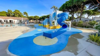 Camping Le Suroit 4* Ze collection, Camping 4* à Le Bois Plage en Ré (Charente Maritime) - Location Mobil Home pour 4 personnes - Photo N°11