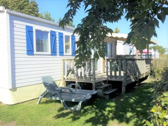 Camping Le Suroit 4* - Ze collection, Camping 4* à Le Bois Plage en Ré (Charente Maritime) - Location Mobil Home pour 4 personnes - Photo N°1