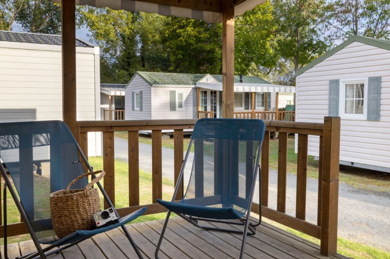 Camping La Davière Plage 4*, Camping 4* à Saint Jean de Monts (Vendée) - Location Mobil Home pour 4 personnes - Photo N°3