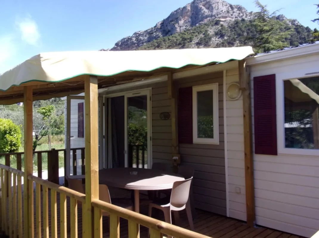 Camping la Fontaine d'Annibal 3*, Camping 3* à Buis les Baronnies (Drôme) - Location Mobil Home pour 6 personnes - Photo N°1