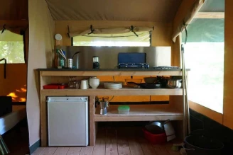Bivouac nature , Camping 3* à Saint Jean du Gard (Gard) - Location Tente équipée pour 4 personnes - Photo N°3