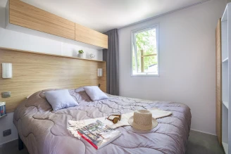 Camping Château des Marais 5* - Ze collection, Camping 5* à Muides sur Loire (Loir et Cher) - Location Mobil Home pour 4 personnes - Photo N°4