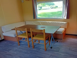 Camping Le Deffay 4*, Camping 3* à Sainte Reine de Bretagne (Loire Atlantique) - Location Mobil Home pour 4 personnes - Photo N°4
