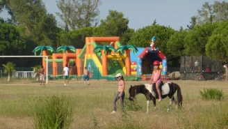 Camping Le Sainte Marie 4*, Camping 4* à Sainte Marie (Pyrénées Orientales) - Location Tente équipée pour 5 personnes - Photo N°4
