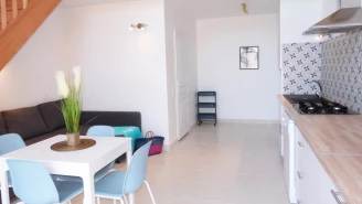 Camping Clau Mar Jo 4*, Camping 4* à Bormes les Mimosas (Var) - Location Appartement pour 4 personnes - Photo N°4