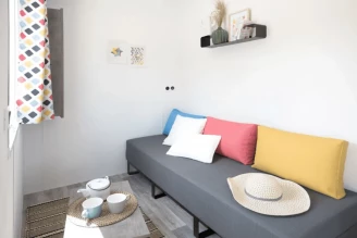 Camping de La Roche Percée, Camping 4* à Fouesnant (Finistère) - Location Mobil Home pour 3 personnes - Photo N°4
