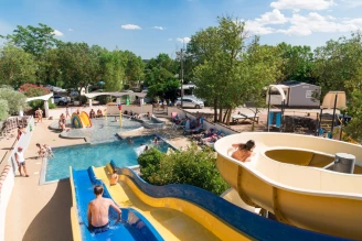 Camping Les Rivières 4*, Camping 4* à Canet (Hérault) - Location Mobil Home pour 8 personnes - Photo N°4