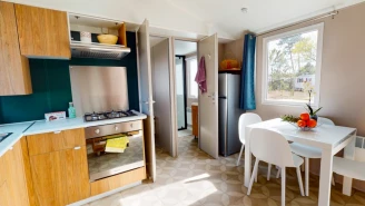 Camping Le Pipiou 4*, Camping 4* à Parentis en Born (Landes) - Location Mobil Home pour 6 personnes - Photo N°1