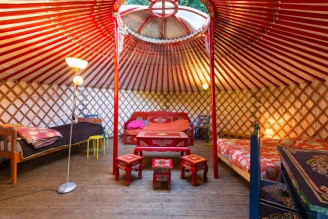 Camping Village Insolite , Camping 1* à Saint Benoît des Ondes (Ille et Vilaine) - Location Roulotte pour 4 personnes - Photo N°2