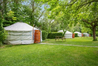 Camping Village Insolite , Camping 1* à Saint Benoît des Ondes (Ille et Vilaine) - Location Yourte pour 3 personnes - Photo N°3