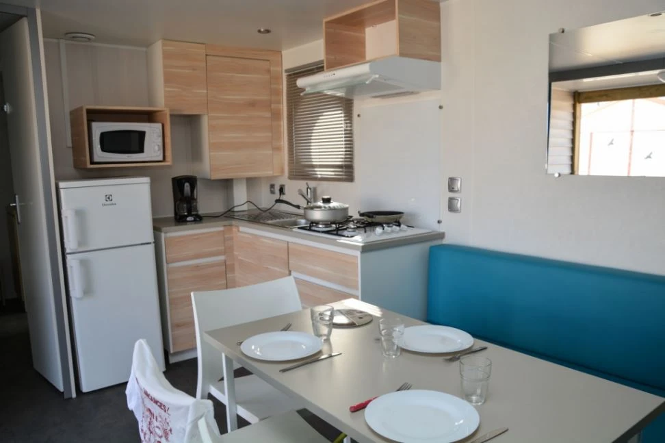 CAMPING LE CAMARGUAIS - 4*, Camping à Lattes (Hérault) - Location Mobil Home pour 6 personnes - Photo N°3