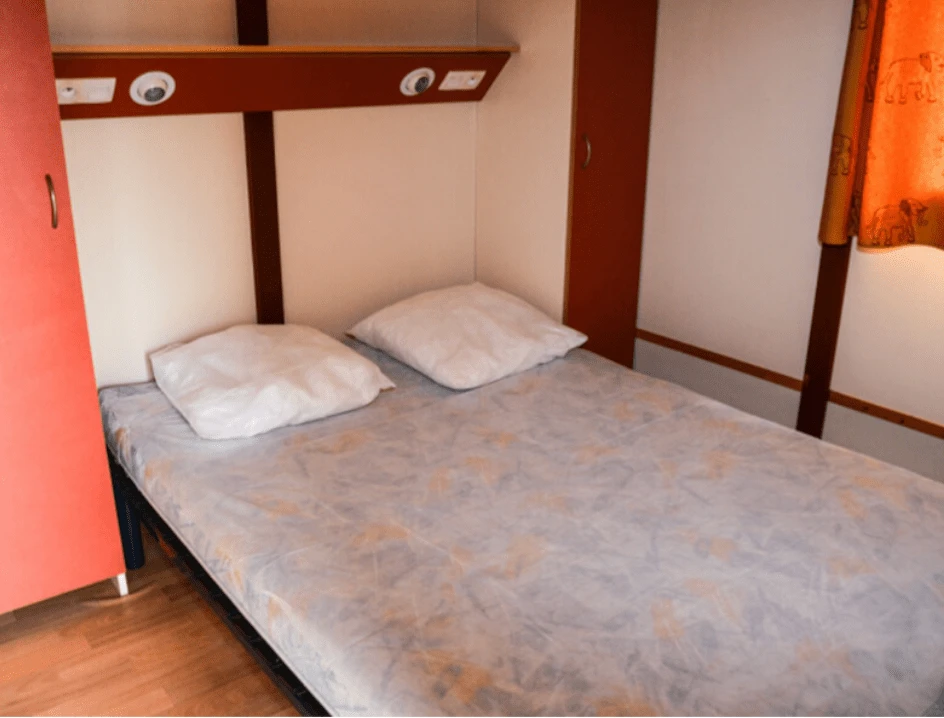 CAMPING LE CAMARGUAIS - 4*, Camping à Lattes (Hérault) - Location Chalet pour 7 personnes - Photo N°6
