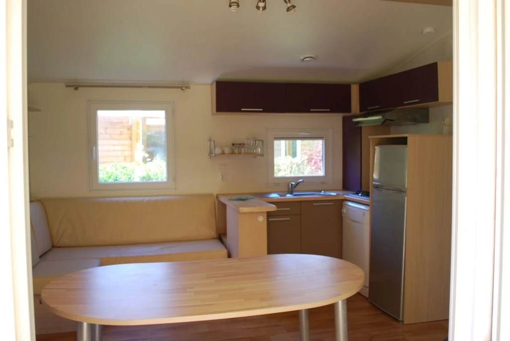 Camping Le Repaire - 3*, Camping 3* à Thiviers (Dordogne) - Location Mobil Home pour 6 personnes - Photo N°3
