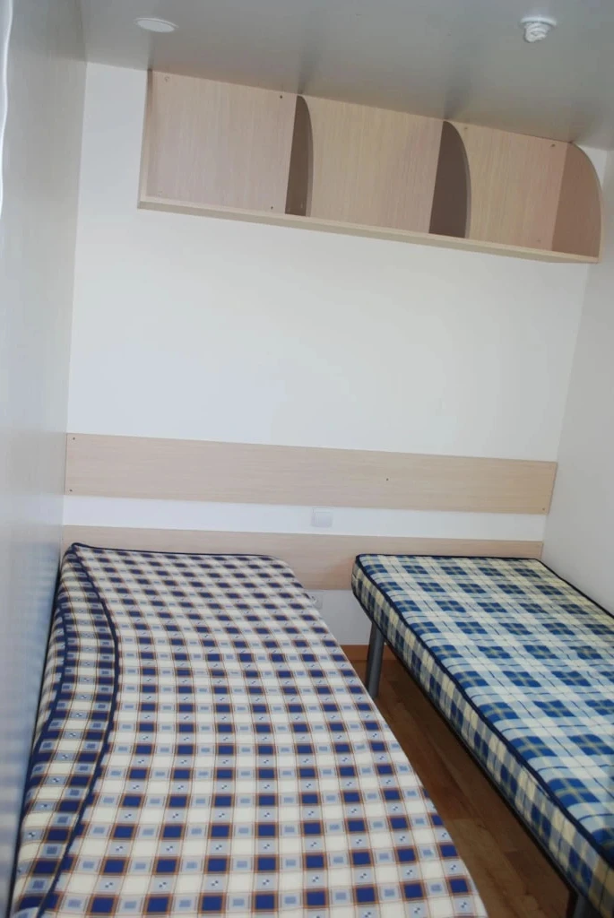Camping Le Repaire - 3*, Camping 3* à Thiviers (Dordogne) - Location Mobil Home pour 6 personnes - Photo N°6