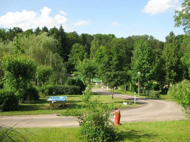 Camping Le Repaire - 3*, Camping 3* à Thiviers (Dordogne) - Location Mobil Home pour 9 personnes - Photo N°12
