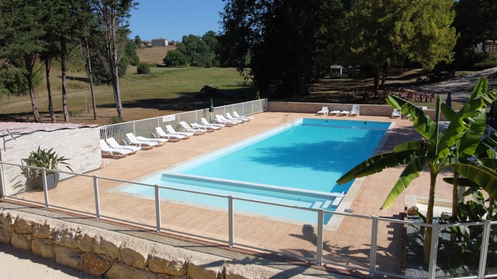 Camping Le Valenty 3*, Camping 3* à Soturac (Lot) - Location Tente équipée pour 5 personnes - Photo N°16