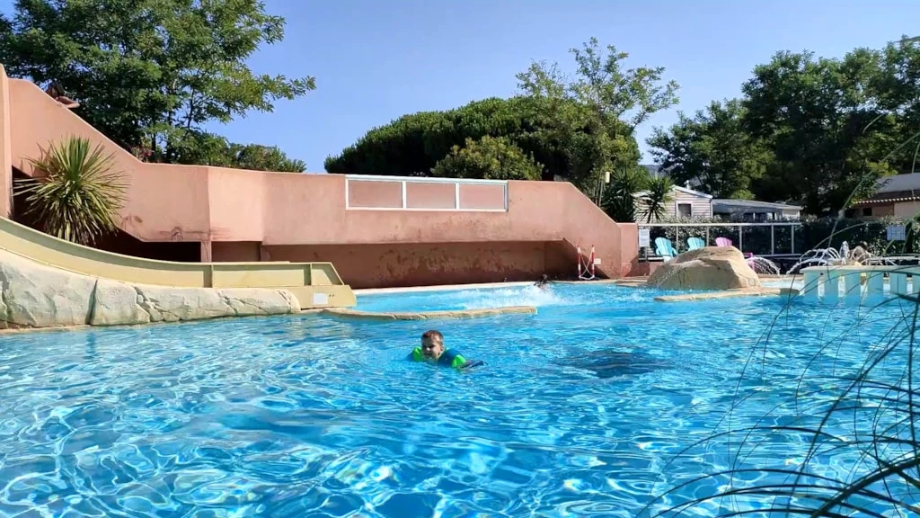 Camping Clau Mar Jo 4*, Camping 4* à Bormes les Mimosas (Var) - Location Mobil Home pour 4 personnes - Photo N°18