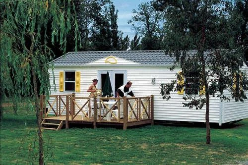 Camping l'Eau Vive 3*, Camping 4* à Carennac (Lot) - Location Mobil Home pour 5 personnes - Photo N°2