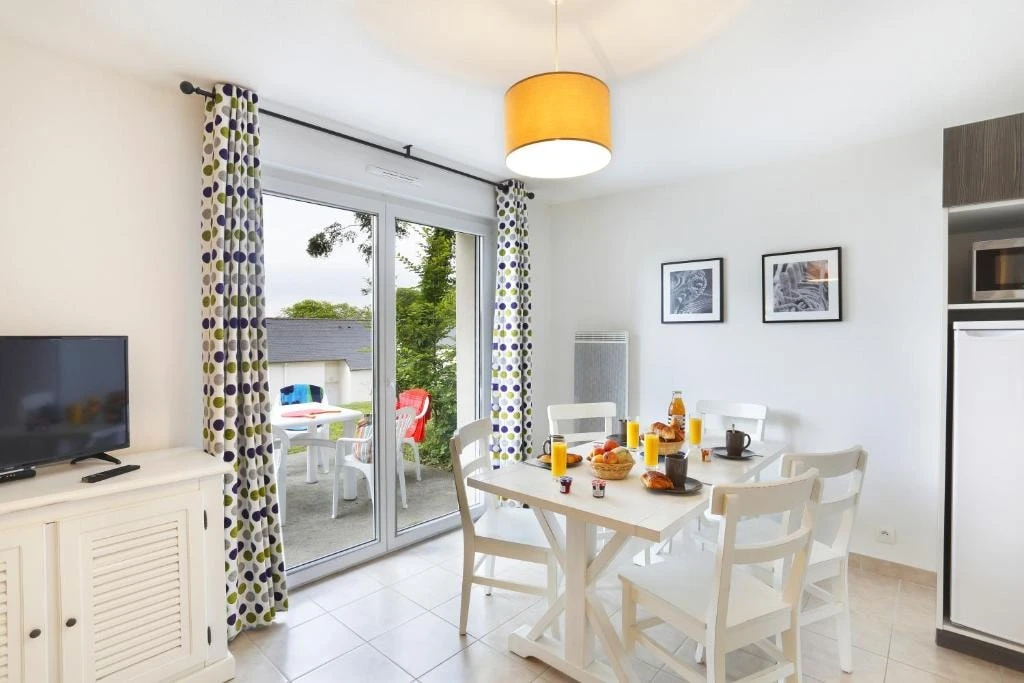, Camping 3* à Audierne (Finistère) - Location Maison pour 4 personnes - Photo N°4