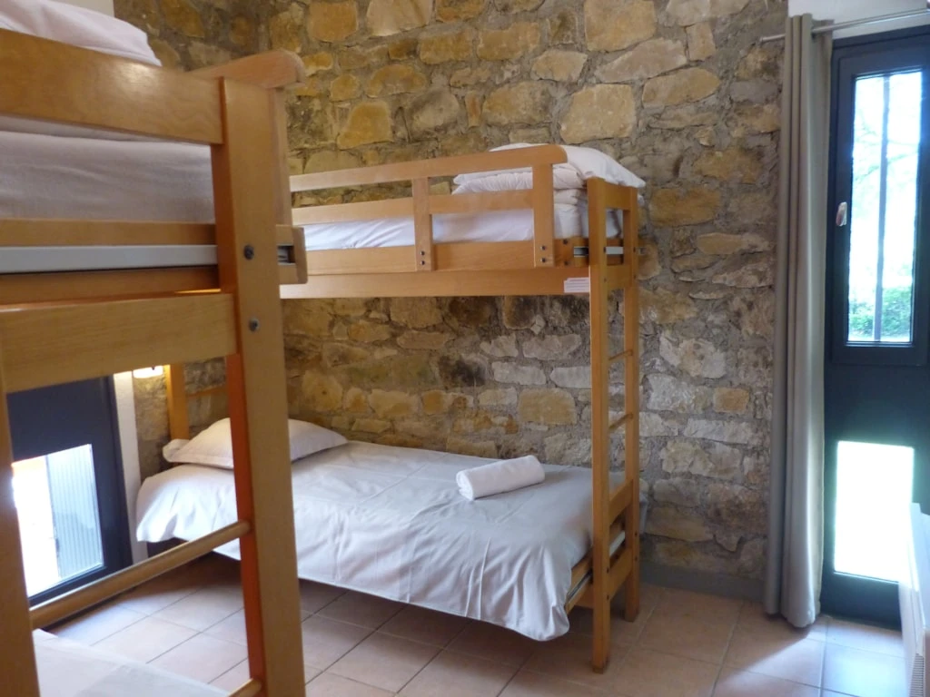 Domaine des Vans - 3*, Camping 3* à Chambonas (Ardèche) - Location Maison pour 6 personnes - Photo N°7