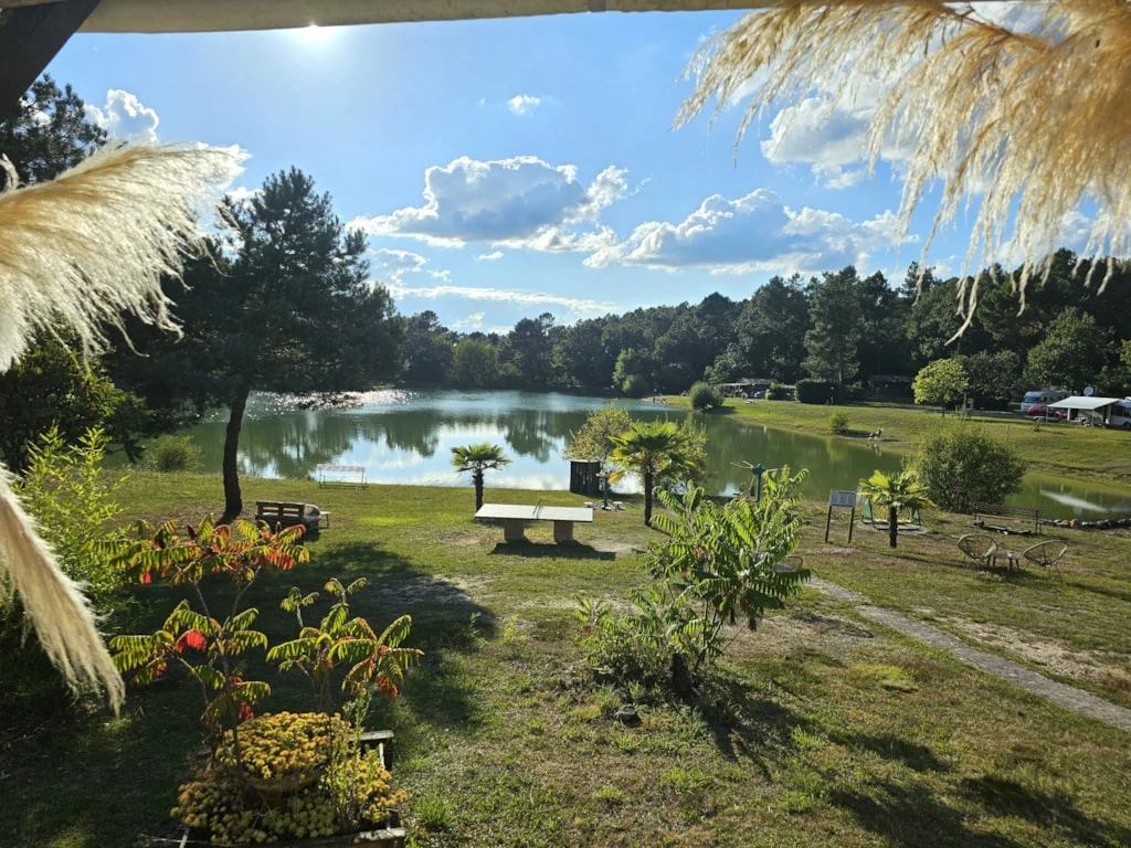 Gaia Ecolodge - 3*, Camping 3* à Douville (Dordogne) - Location Chalet pour 4 personnes - Photo N°8