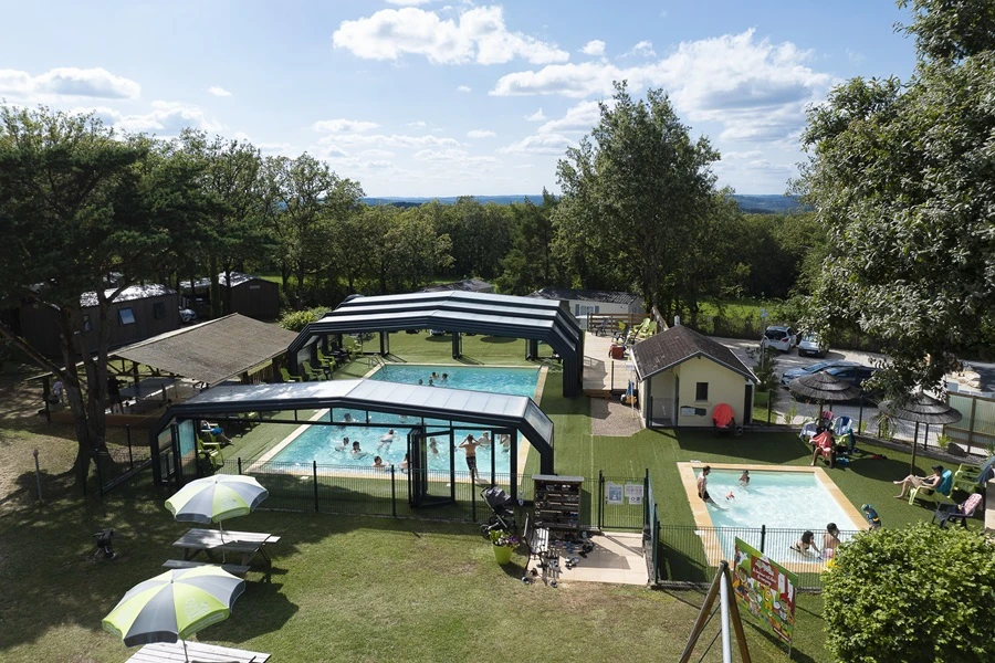 Camping Les Hirondelles 4*, Camping 4* à Loupiac (Lot) - Location Tente équipée pour 5 personnes - Photo N°8