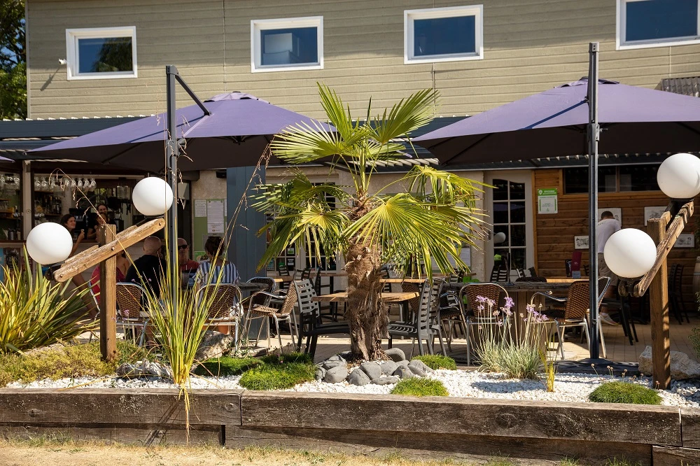 Camping Les Hirondelles 4*, Camping 4* à Loupiac (Lot) - Location Tente équipée pour 5 personnes - Photo N°11
