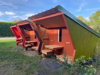CAMPING LA FALOISE 2*, Camping 2* à Angicourt (Oise) - Location Cabane pour 2 personnes - Photo N°4