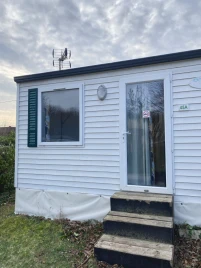 CAMPING LA FALOISE 2*, Camping 2* à Angicourt (Oise) - Location Mobil Home pour 2 personnes - Photo N°3