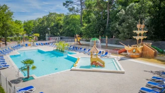 , Camping à Saint Augustin (Charente Maritime) - Location Mobil Home pour 6 personnes - Photo N°2