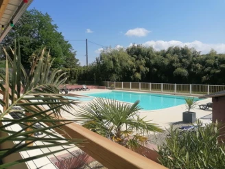 Camping L'Oasis du Berry 4*, Camping 4* à Saint Gaultier (Indre) - Location Chalet pour 5 personnes - Photo N°3