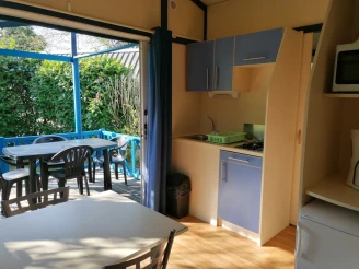 Camping L'Oasis du Berry 4*, Camping 4* à Saint Gaultier (Indre) - Location Chalet pour 4 personnes - Photo N°3