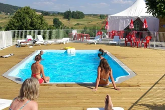 Camping La Cigale de L'Allier 3*, Camping 3* à Langogne (Lozère) - Location Mobil Home pour 4 personnes - Photo N°2