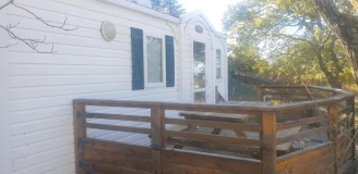 , Camping 3* à Saint Remèze (Ardèche) - Location Mobil Home pour 4 personnes - Photo N°3