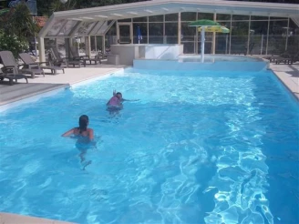 Camping Le Paradis - 4*, Camping 4* à Saint Laurent Médoc (Gironde) - Location Mobil Home pour 8 personnes - Photo N°2