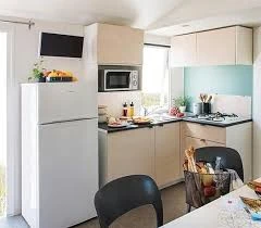 Camping Le Pinada - 3*, Camping 3* à Fabrezan (Aude) - Location Mobil Home pour 6 personnes - Photo N°2