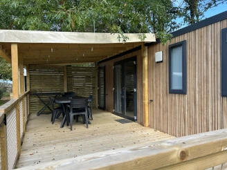 Camping Les Charmes - 4*, Camping 4* à Apremont (Vendée) - Location Mobil Home pour 8 personnes - Photo N°3