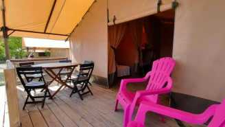 Camping Félix de la Bastide 3*, Camping 3* à Saint Mitre les Remparts (Bouches du Rhône) - Location Tente équipée pour 5 personnes - Photo N°4