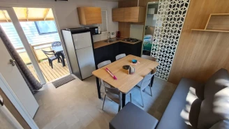 Camping Oxygène 3*, Camping 3* à Valensole (Alpes de Haute Provence) - Location Mobil Home pour 8 personnes - Photo N°3