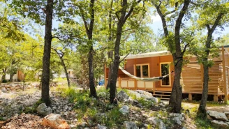 Camping Rives du Lac de Sainte Croix 3*, Camping 3* à Bauduen (Var) - Location Mobil Home pour 6 personnes - Photo N°4