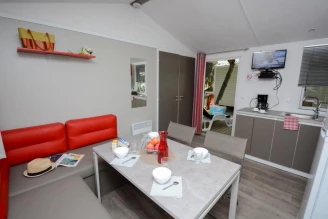 Camping Vert Gapeau - 4*, Camping 4* à Hyères (Var) - Location Mobil Home pour 5 personnes - Photo N°4