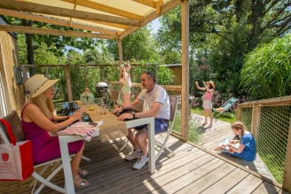 Castel Camping La Garangeoire - 5*, Camping 5* à Saint Julien des Landes (Vendée) - Location Mobil Home pour 6 personnes - Photo N°3