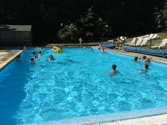 Château des Tilleuls - 3*, Camping 3* à Port le Grand (Somme) - Location Roulotte pour 2 personnes - Photo N°2