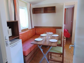 Camping Beauchêne - 3*, Camping 3* à Avrillé (Vendée) - Location Mobil Home pour 6 personnes - Photo N°3
