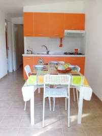 Camping Heliopolis 4*, Camping 4* à Pineto (Teramo) - Location Bungalow pour 4 personnes - Photo N°3