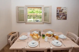 Il Villaggio di Giuele - 3*, Camping 3* à Finale Ligure (Savone) - Location Mobil Home pour 4 personnes - Photo N°4
